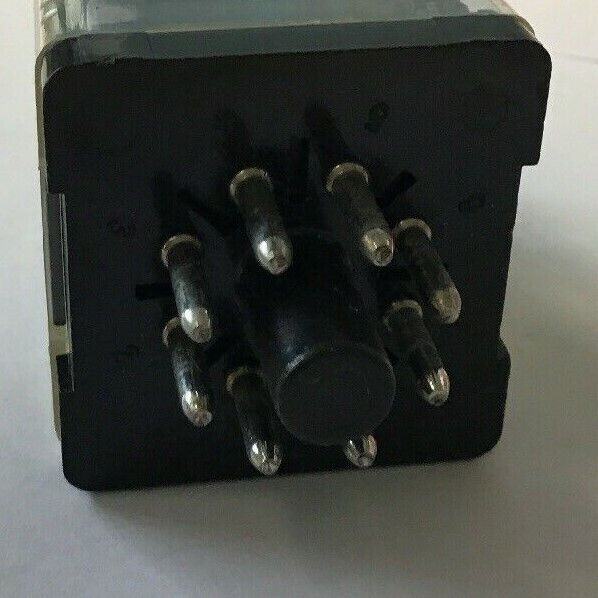 SQUARE D 8501 KP-12 GENERAL PURPOSE RELAY CONTACTS DPDT 10A COIL 12V 50/60HZ