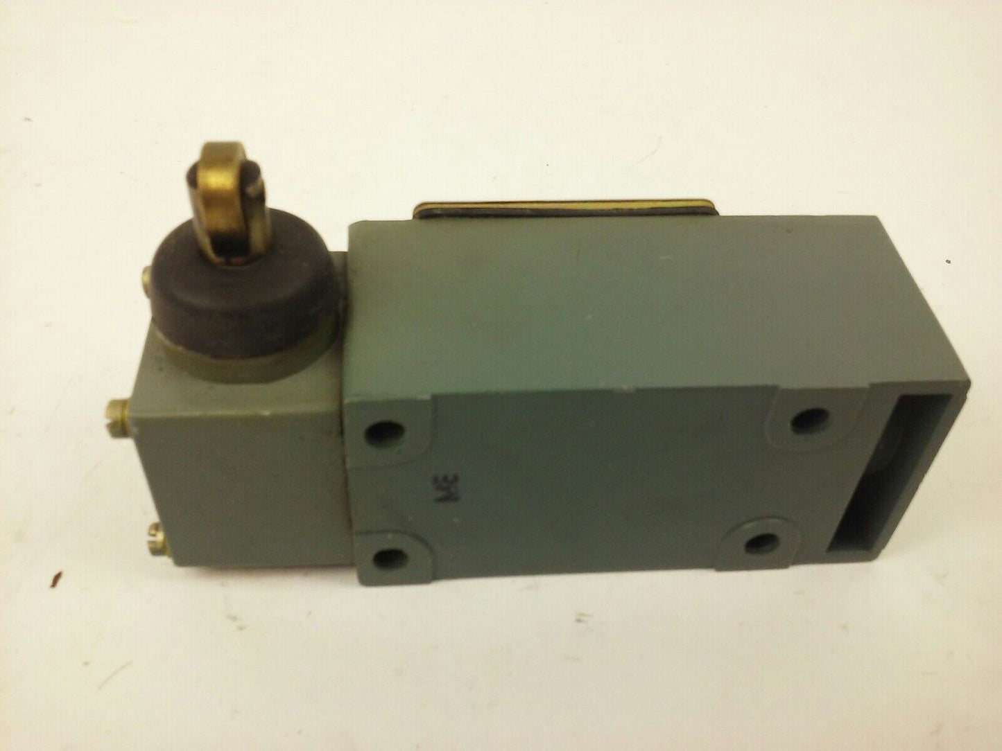 GE, CR115G120, LIMIT SWITCH, 600V MAX, NEW, GENERAL ELECTRIC, CR115G, NEW