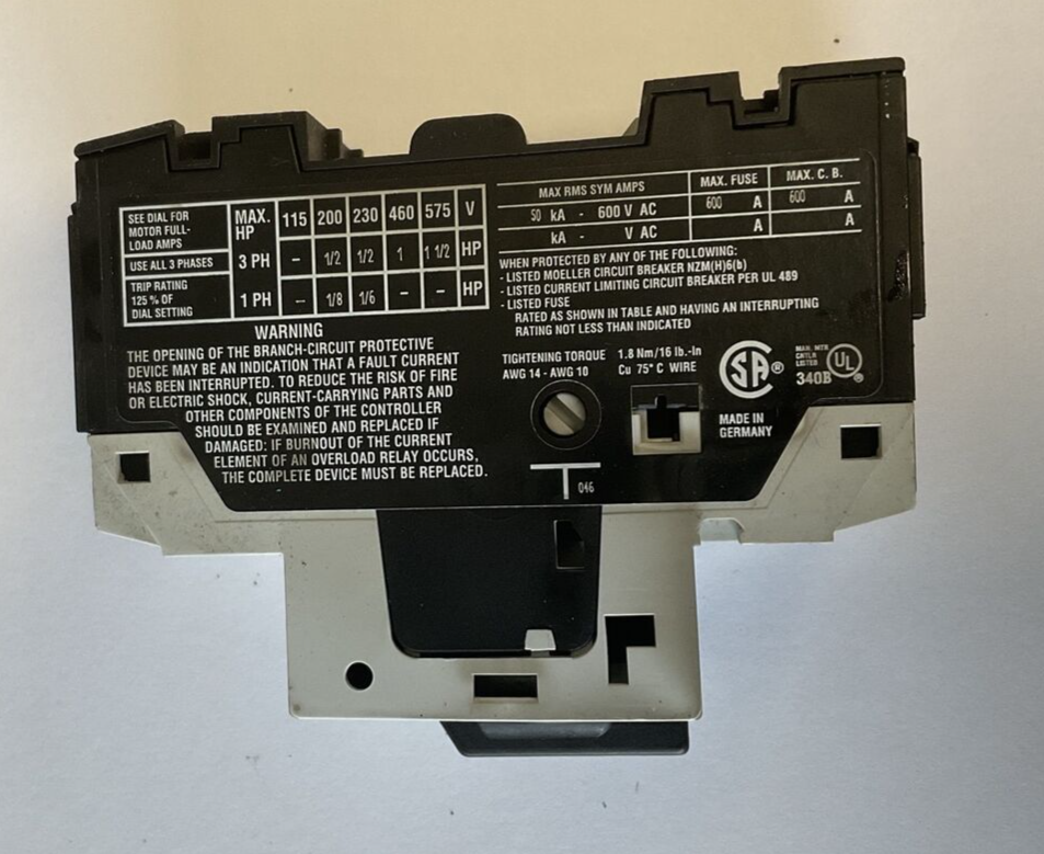 MOELLER PKZM0-2.5 CIRCUIT BREAKER MOTOR SER.3(1) SER.2(1) 600VAC ***LOTOF2***
