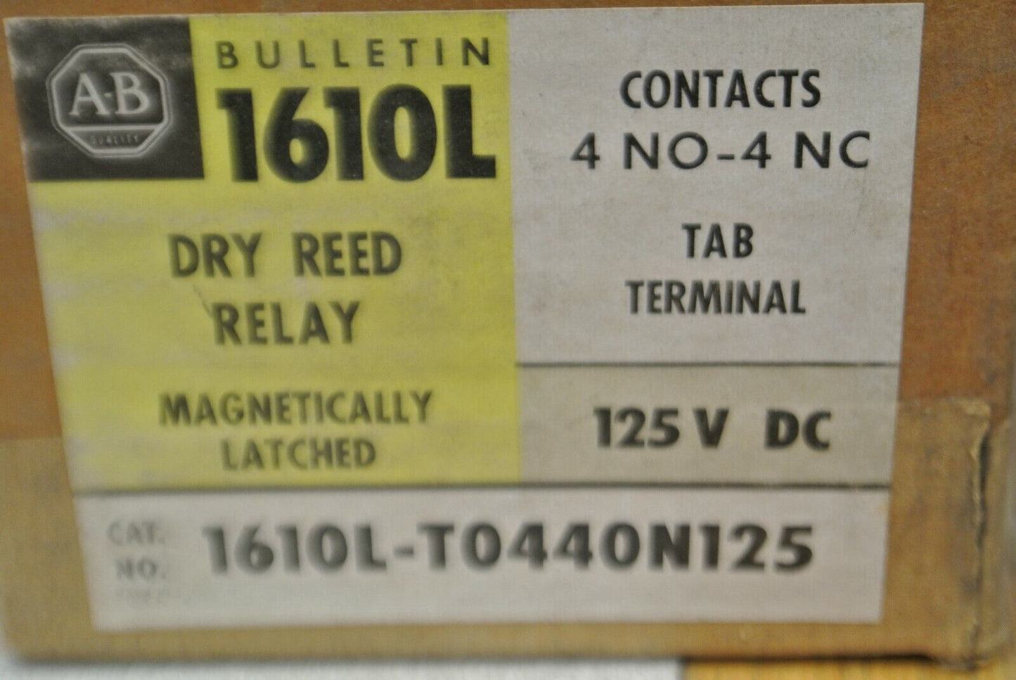 ALLEN-BRADLEY 1610L-T0440N125 DRY REED RELAY / 125VDC / 4 NO, 4 NC / NEW SURPLUS