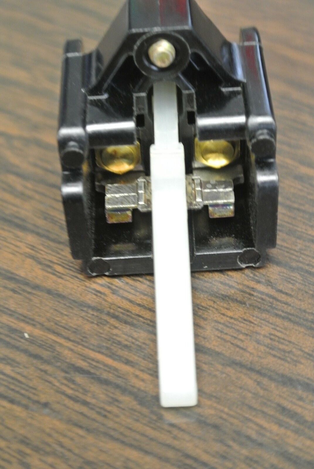 ALLEN-BRADLEY 1495-G5 AUXILIARY CONTACT / N.C. / EARLY BREAK / SIZE 5 / NEW SURP
