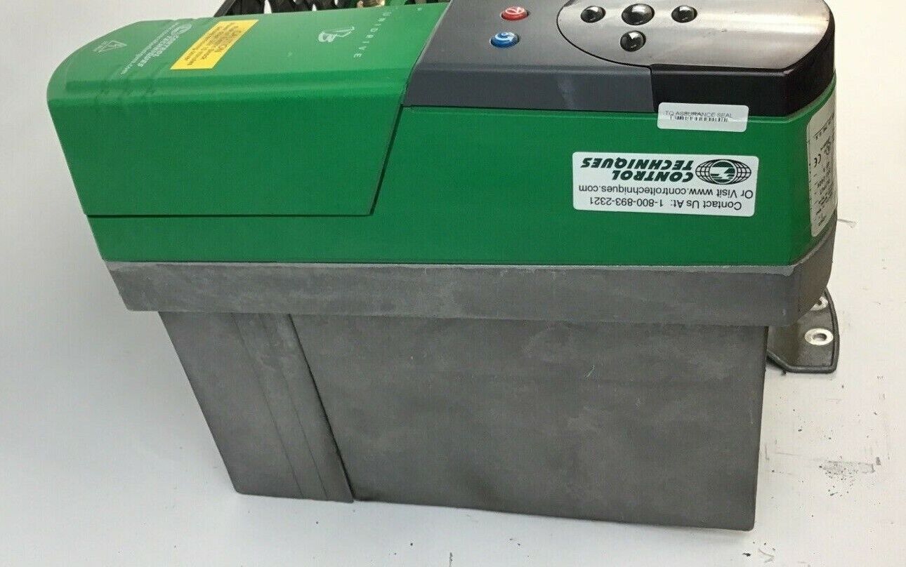 CONTROL TECHNIQUES UNI3203LV SPINDLE DRIVE 25HP 50/60HZ 3PH 240V 60A UNIDRIVE V3