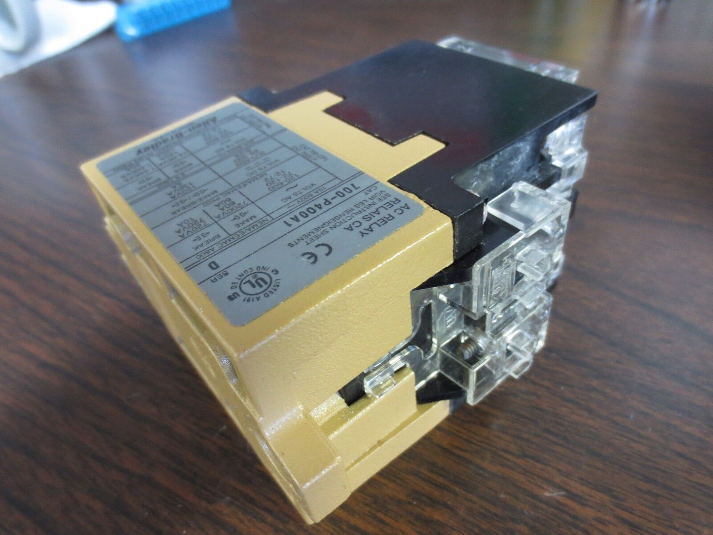 ALLEN-BRADLEY 700-P400A1 Ser. D TYPE P DIRECT DRIVE AC RELAY, 120V COIL