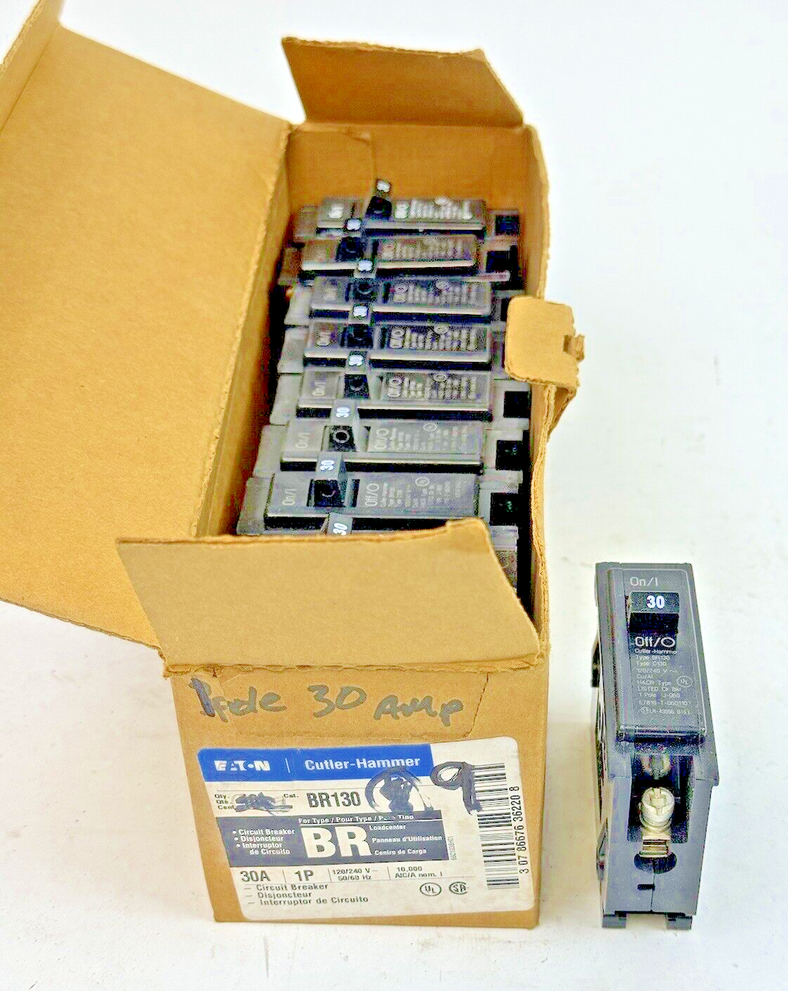 CUTLER-HAMMER *BOX OF 9* - BR130 - 30 A, 1 POLE, 120/240 VAC CIRCUIT BREAKERS