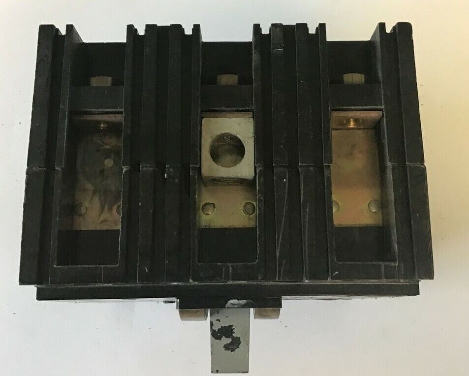 SQUARE D FHL 36070 CIRCUIT BREAKER 600VAC 70AMP