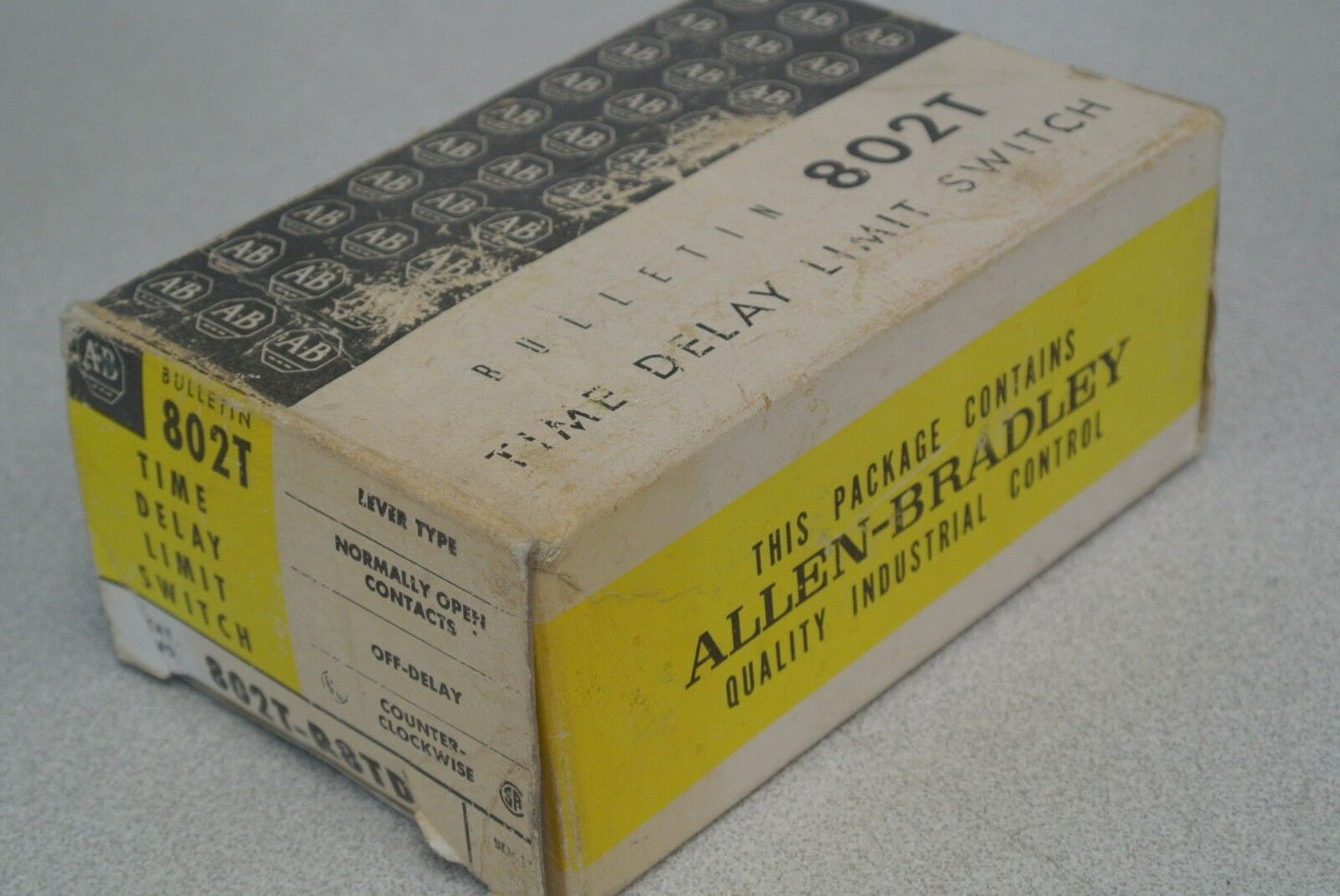 ALLEN-BRADLEY 802T-R8TD TIME DELAY LIMIT SWITCH / OFF-DELAY / CCW / NEW SURPLUS