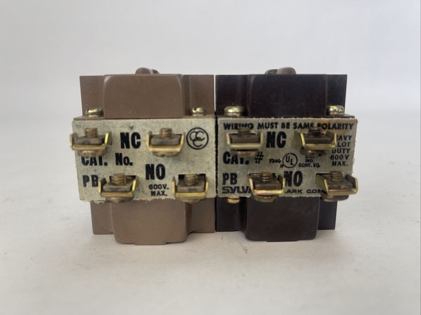 SYLVANIA CLARK PB 600V TYPE H & HO CONTACT BLOCK 2 N.O.-2N.C. CONTACTS(LOT OF 2)