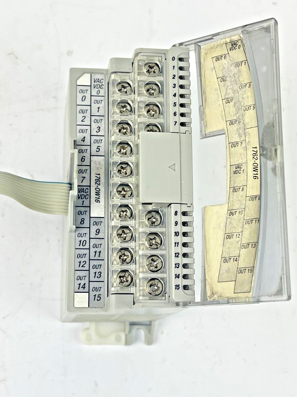 ALLEN BRADLEY - 1762-0W16 SER A REV B - MICROLOGIX 1200 RELAY OUTPUT MODULE