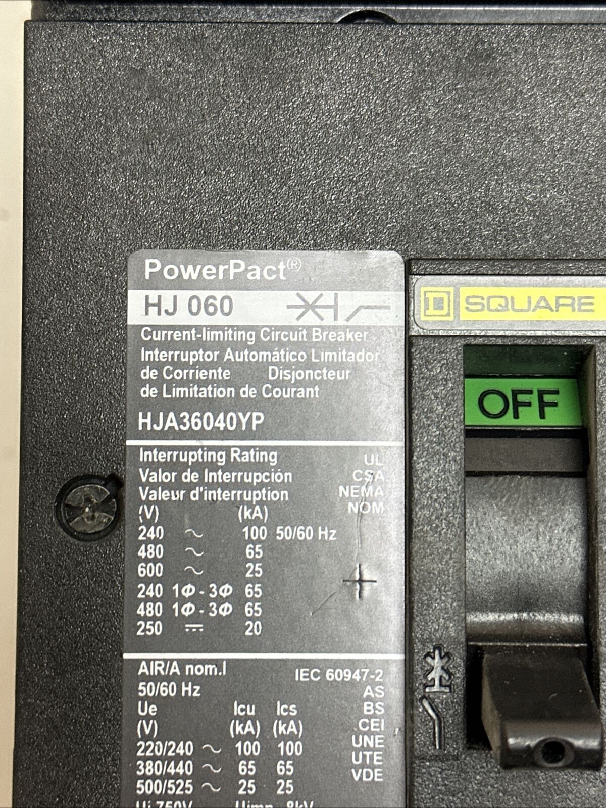 SQUARE D HJA36040YP POWER PACT CIRCUIT BREAKER 40A 600VAC 250VDC 3POLE