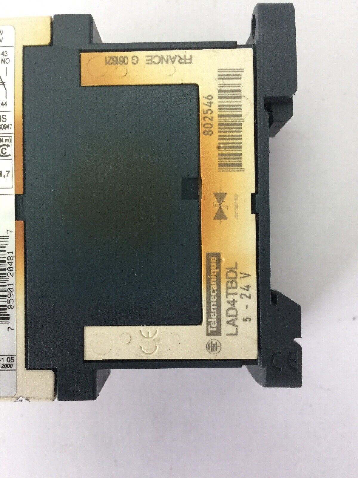SCHNEIDER TELEMECANIQUE CAD32BD CONTROL RELAY 10A 600VAC COIL 24VDC LAD4TBDL 24V