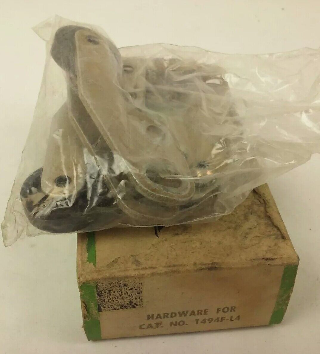 ALLEN BRADLEY 1494F-L4 DOOR HARWARE KIT