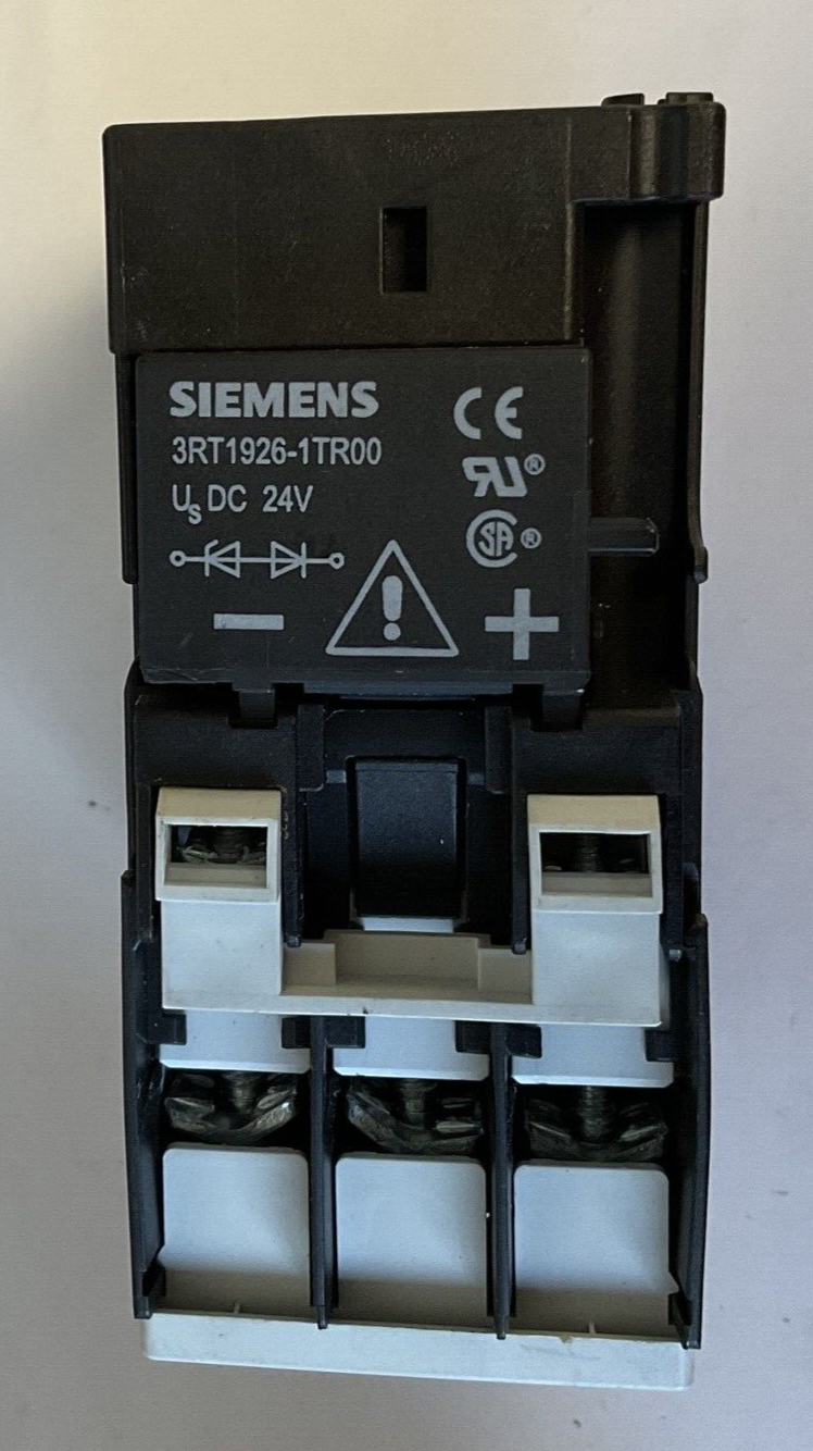SIEMENS 3RT1026-1B..0 CONTACTOR 35A 600VAC 50/60HZ