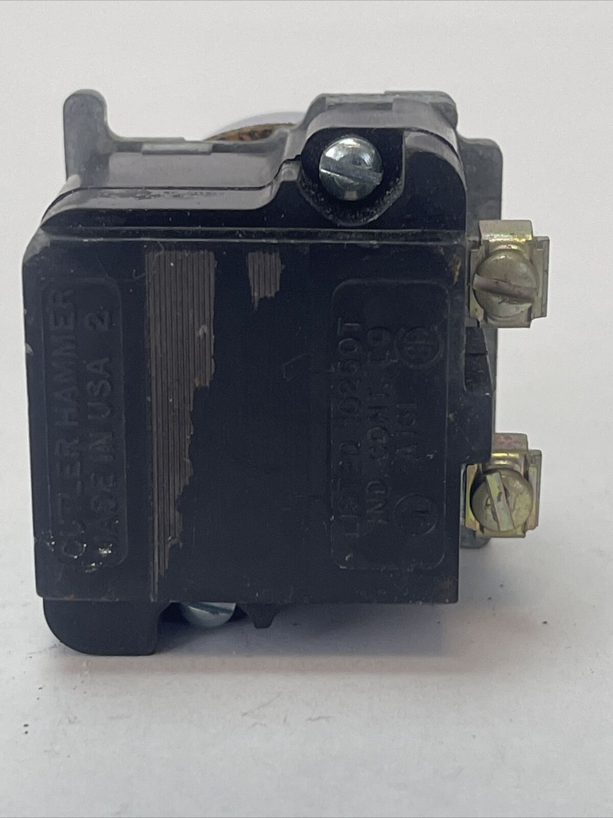 CUTLER HAMMER 10250T183 STD. IND. LIGHT TRANS. 1 HOLE MTG. 380V 50-60HZ