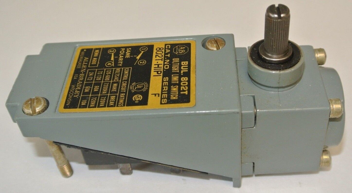 ALLEN-BRADLEY 802T-H1P1 PLUG-IN OILTIGHT LIMIT SWITCH / LEVER TYPE / NEW SURPLUS