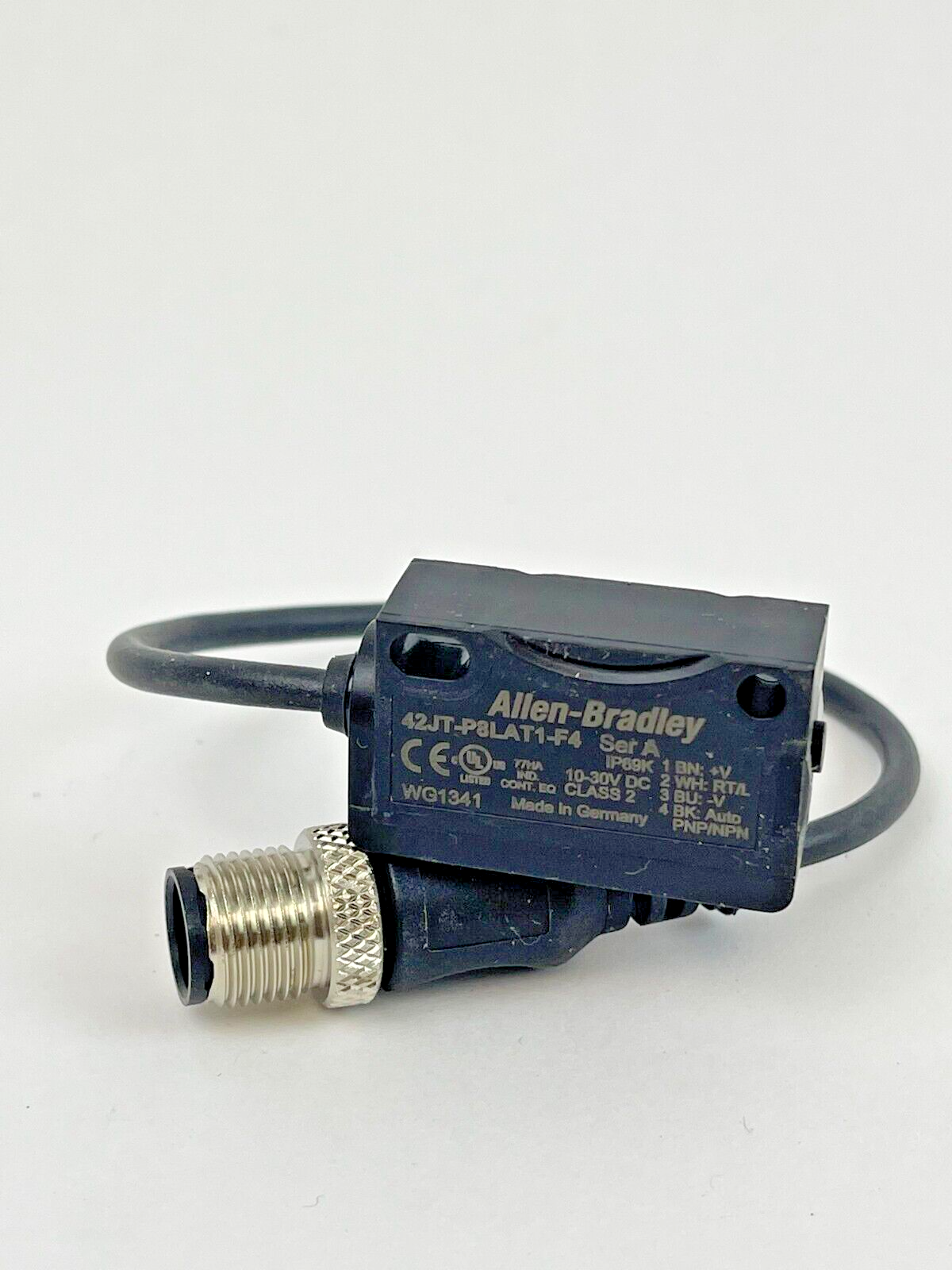 ALLEN BRADLEY 42JT-P8LAT1-F4 - PHOTOSWITCH - POLARIZED - RETROREFLECTIVE