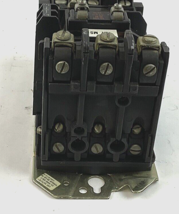 ALLEN BRADLEY 509-BOD-9 STARTER SIZE1 SER.B CB236COIL 595A AUX 10HP W40 HEATER