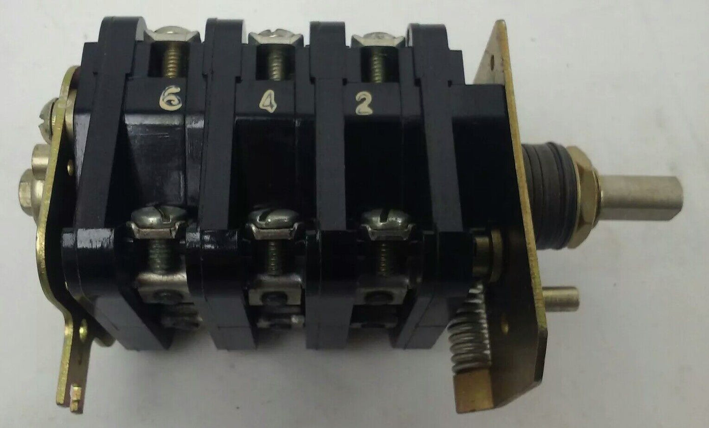 ALLEN BRADLEY BULLENTIN 806 J666731-1 SER. A, ROTARY PILOT SWITCH, 6 CIRCUITS