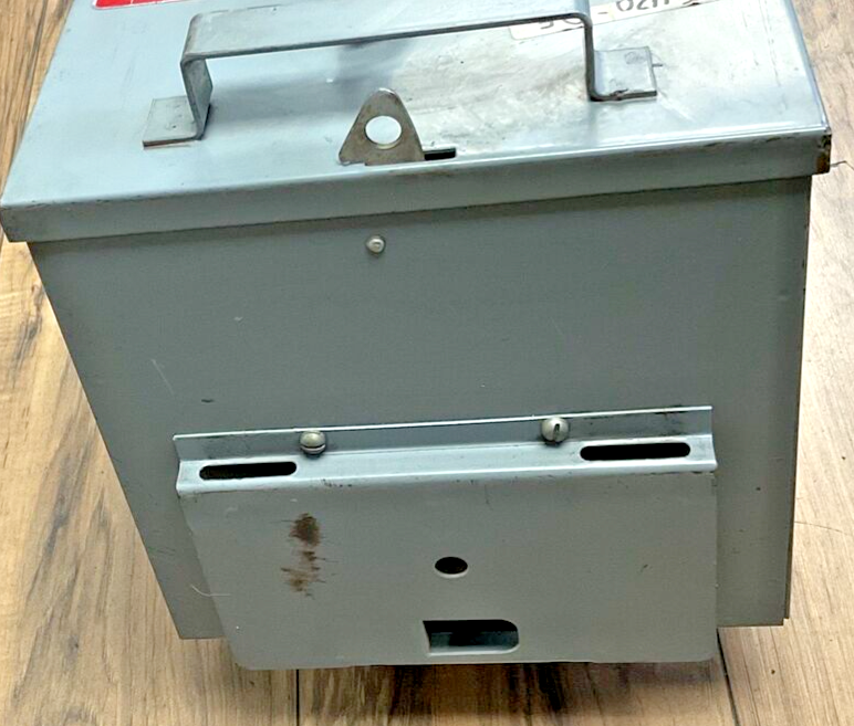 GENERAL ELECTRIC DFPJ-420-DE FLEX-A-PLUG BUS PLUG TJ236200 BREAKER 200A 3PH 600V