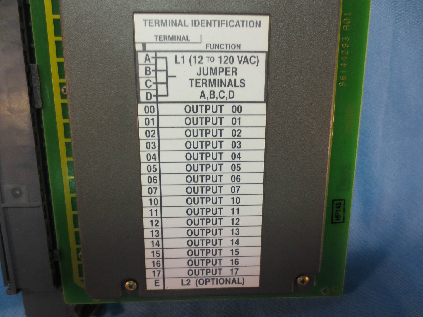 ALLEN-BRADLEY 1771-OAD B 12 to 120V AC OUTPUT MODULE