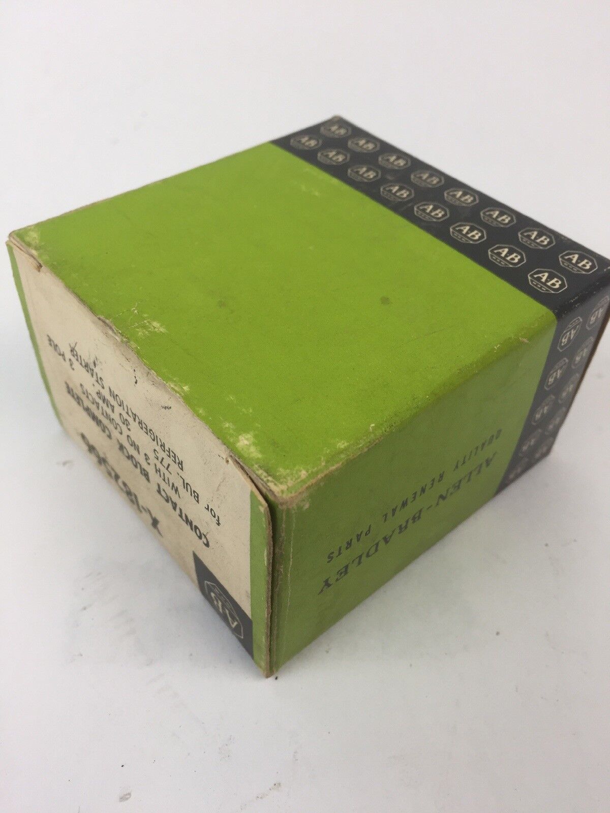 ALLEN BRADLEY X-182566 CONTACT BLOCK COMPLETE WITH 3 NO CONTACTS 30AMP 3 POLE
