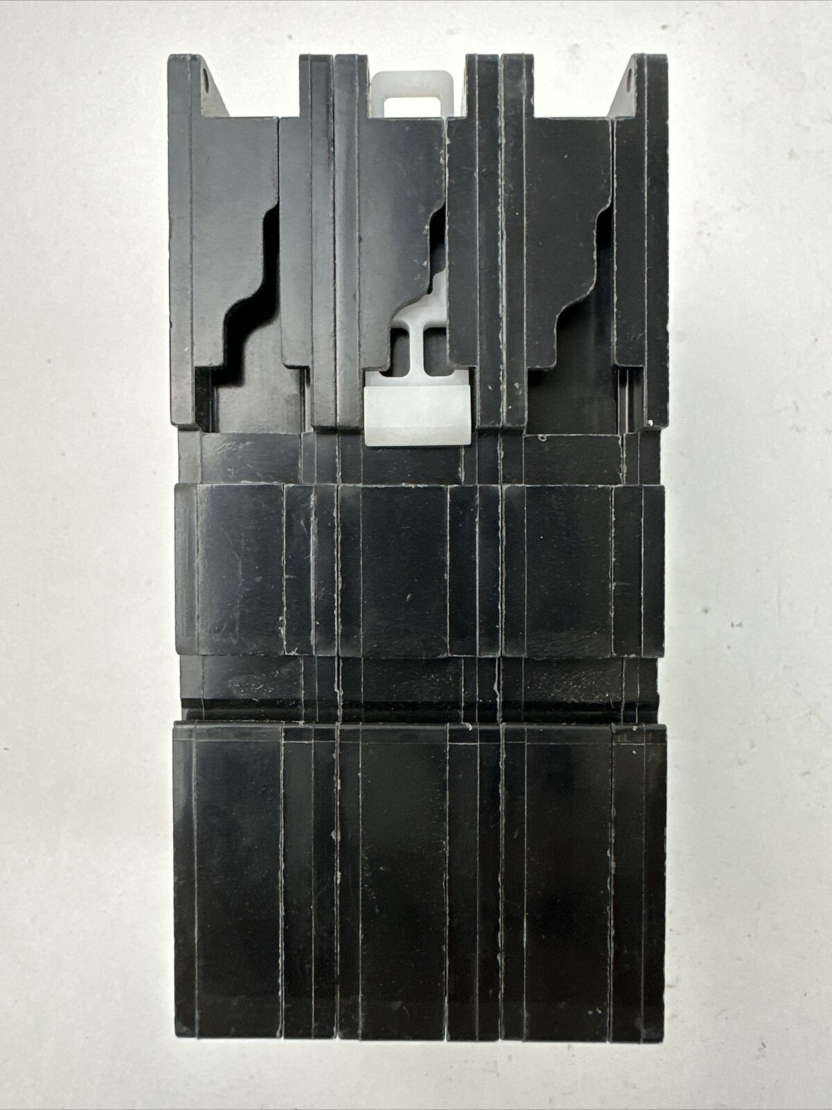 SQUARE D QOU370 CIRCUIT BREAKER 240VAC 50/60HZ 70AMP 3POLE