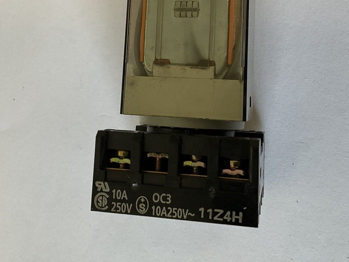 ALLEN BRADLEY 700-HA32A12 RELAY SER.D 12VAC 10A****LOTOF2****