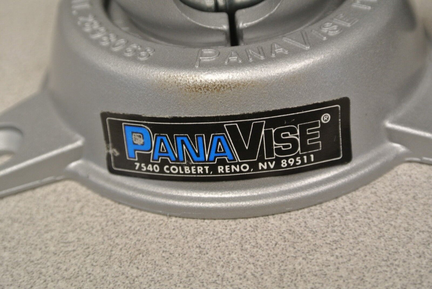 PANAVISE BASE MODEL 305 / LOW-PROFILE BASE / MODEL BUILDING, JEWELRY, HOBBY NEW