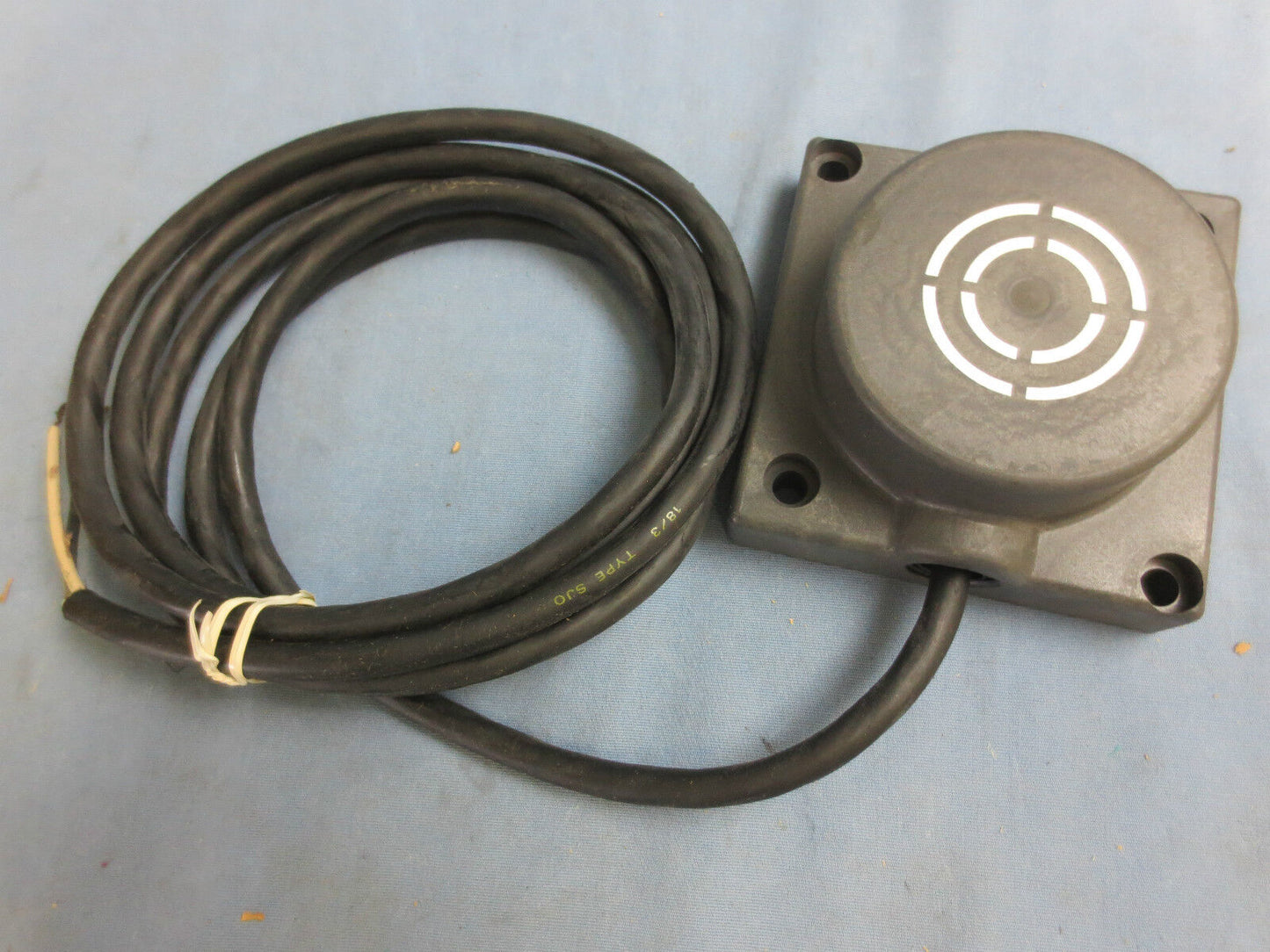 NAMCO EE560-84410 EXTENDED-RANGE PROXIMITY SENSOR - EE520-84410***