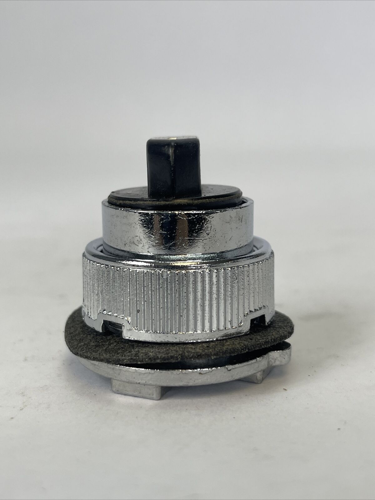 WESTINGHOUSE OT1S1 SELECTOR SWITCH OPERATOR 2 POSITION 4981D56G07