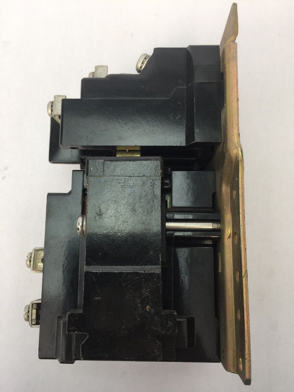 ALLEN BRADLEY 700BR200A1 RELAY 600VAC 10AMP NON-INDUCTIVE 76A01 COIL 110V 60CY