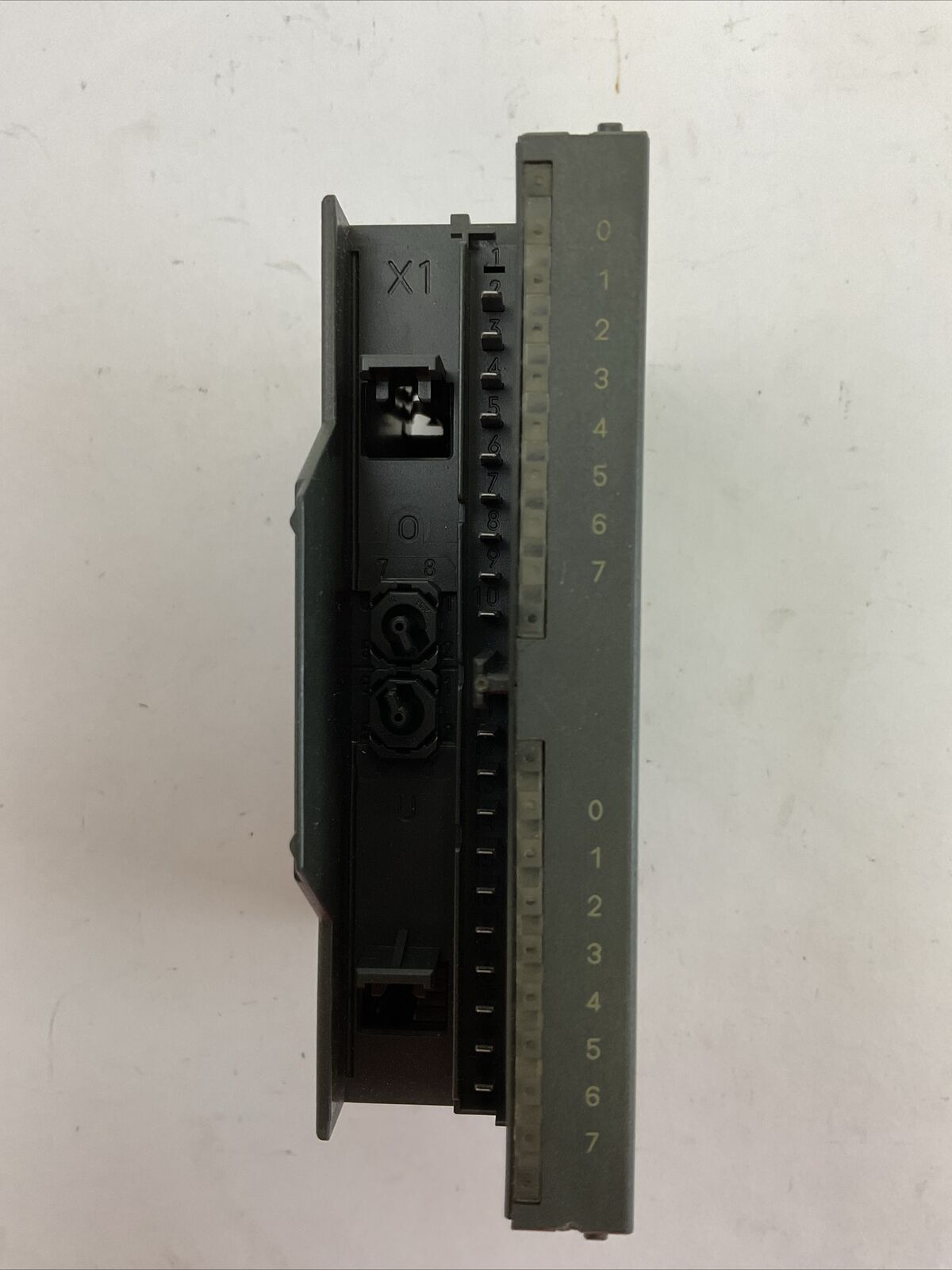 SIEMENS 1P 6ES7 323-1BH01-0AA0 SIMATIC S7 I/O MODULE