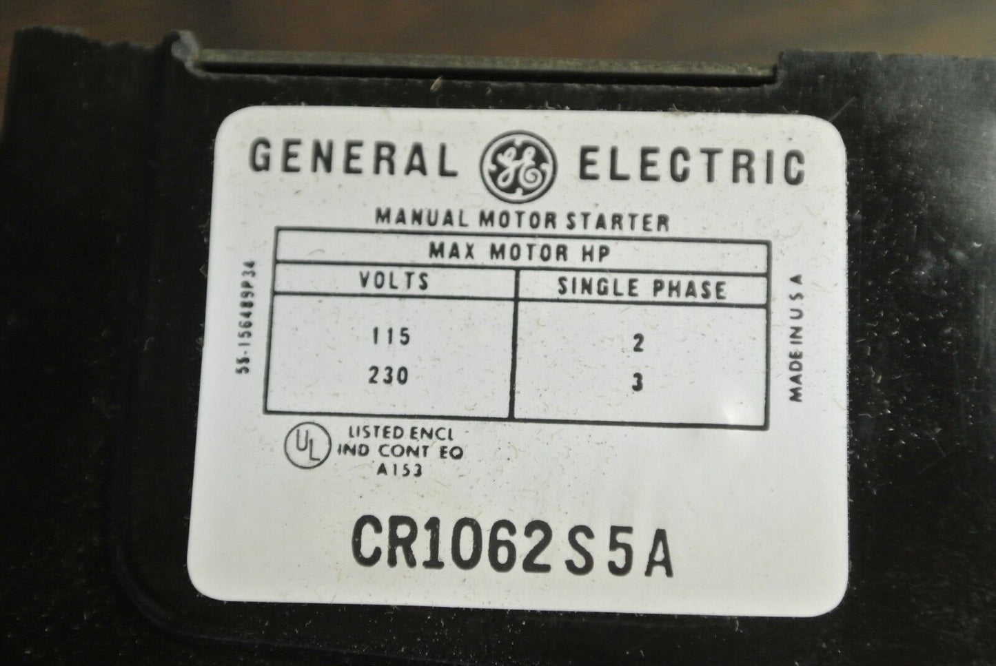 GE CR1062S5A - MANUAL MOTOR STARTER / TOGGLE SWITCH in ENCLOSURE / NEW SURPLUS
