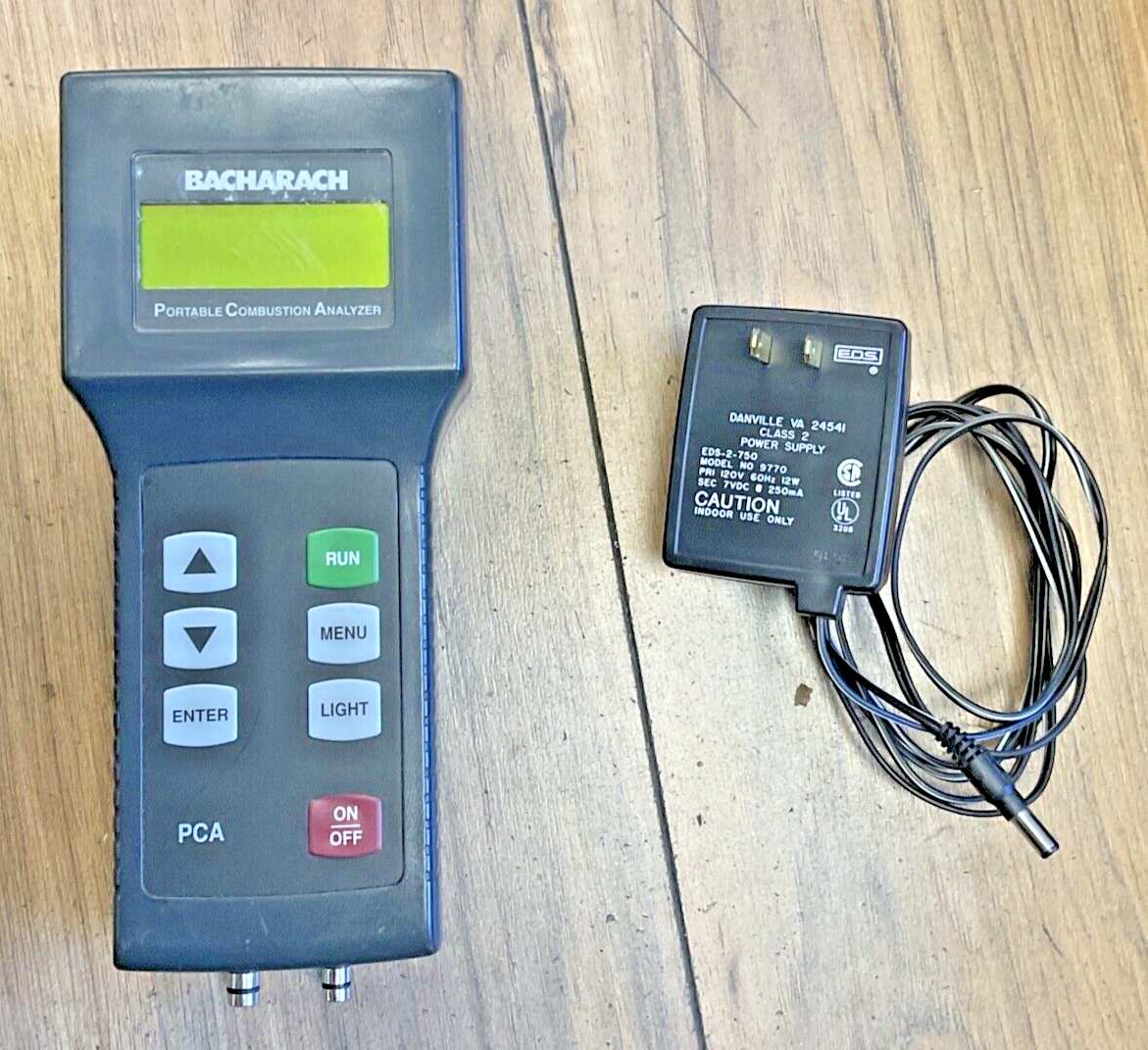 BACHARACH 24-7190 PORTABLE COMBUSTION ANALYZER