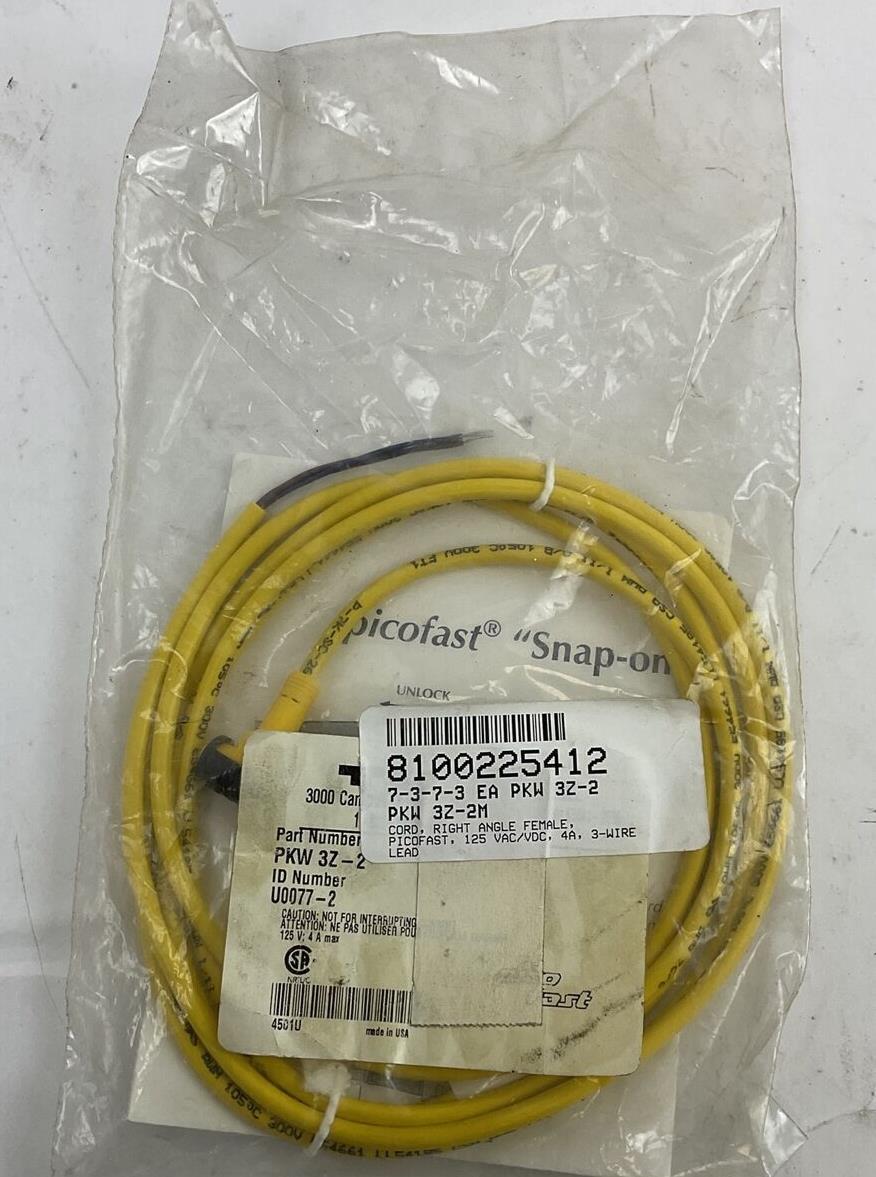 TURCK PKW 3Z-2 RIGHT ANGLE CORD FEMALE 125VAC/DC 4A ***LOTOF4***