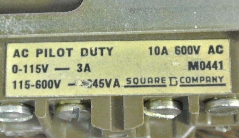 SQUARE D 9007 CB34-S1 SNAP SWITCH - 600V, 10A - NEW SURPLUS