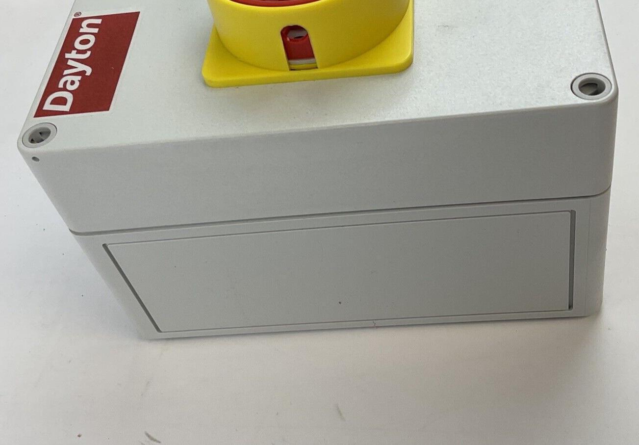 DAYTON 35JF52 IEC ENCLOSED DISCONNECT 20HP 600VAC 3PH 60HZ 32A