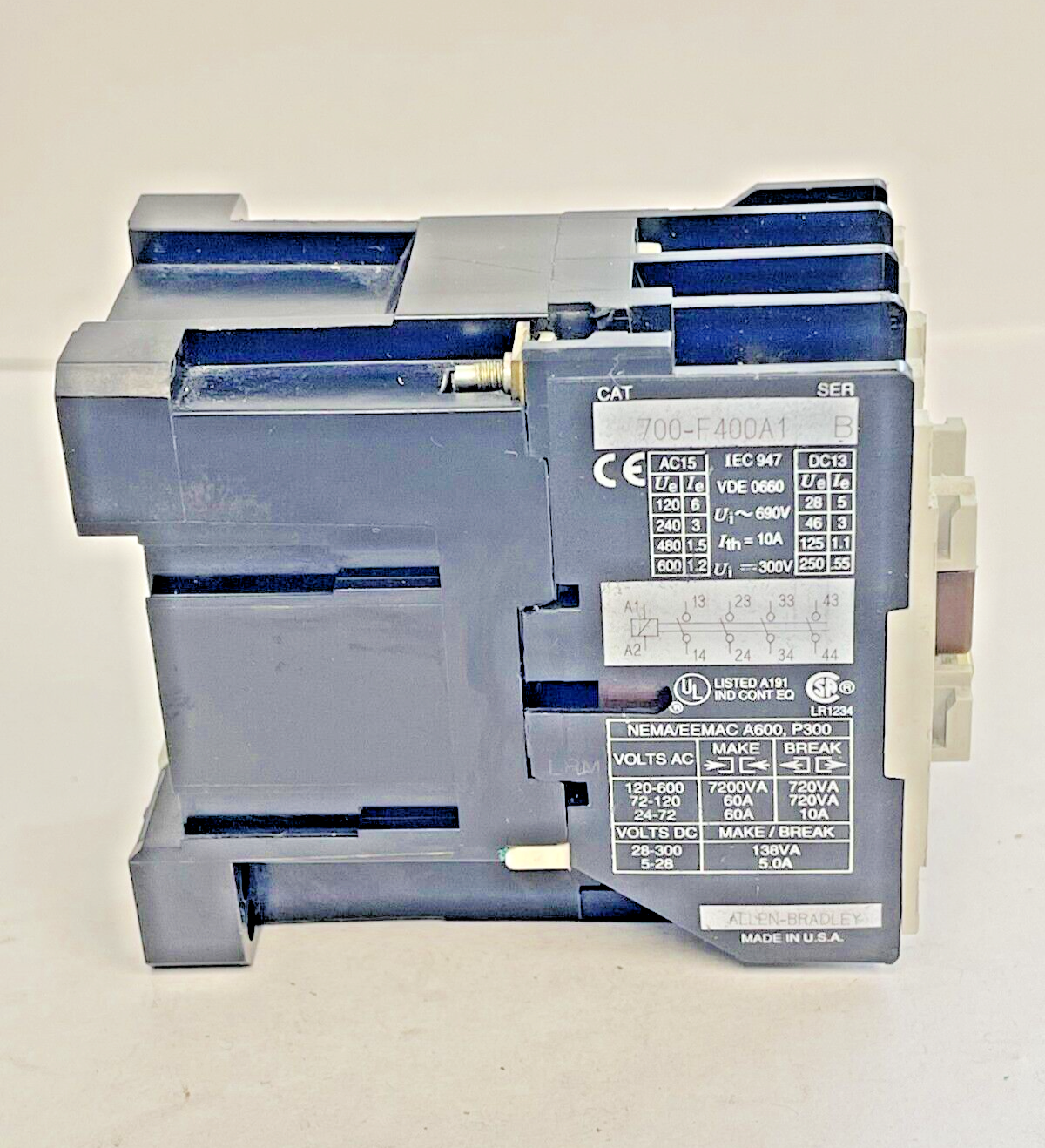 ALLEN BRADLEY - 700-F400A1 SER. B - CONTROL RELAY 120V / 60HZ COIL
