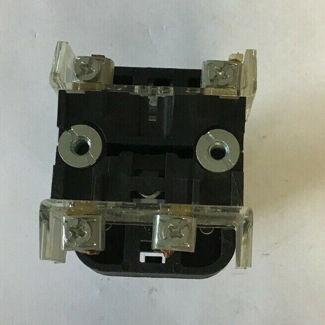ALLEN BRADLEY 800T-QAH24GD1 , SERIES T, PUSH BUTTON WHITE, 24 VDC/AC