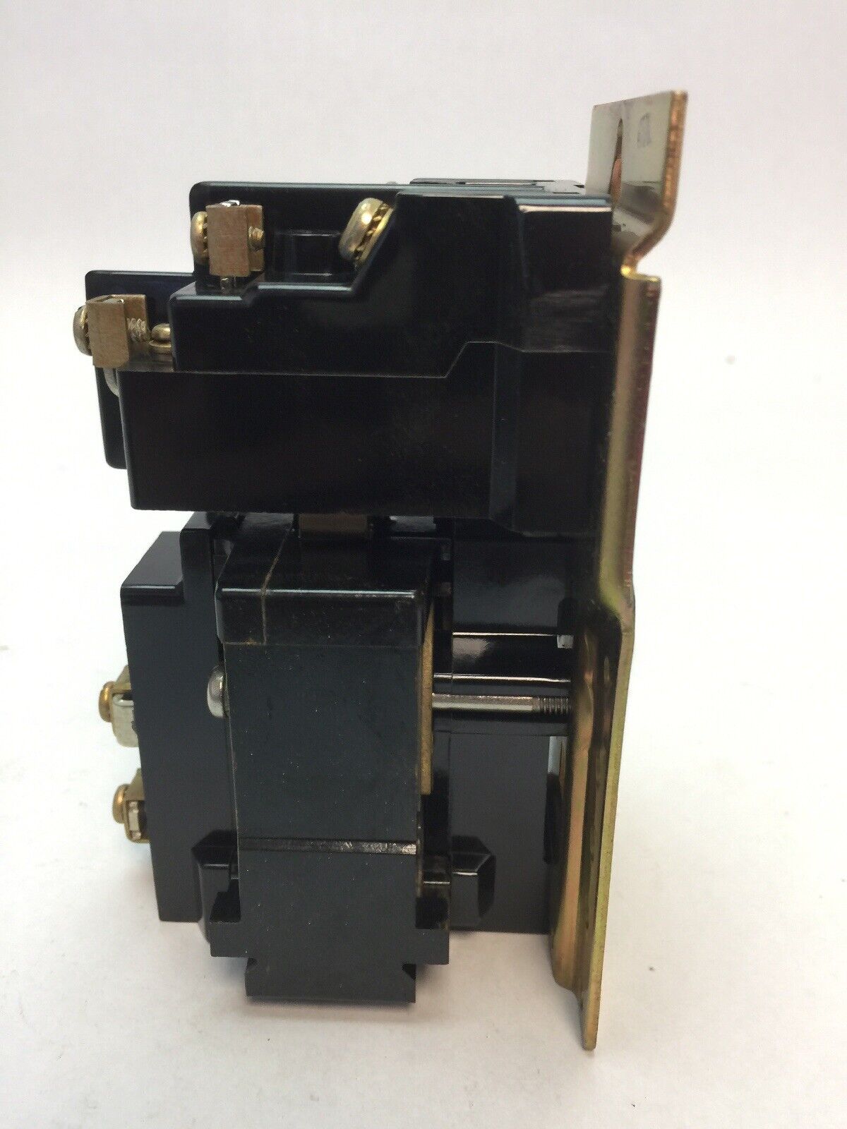 ALLEN BRADLEY 700-BR200A1 AC RELAY 600VAC 10AMP 2POLE 2NO 76A86 COIL 120V 60CY