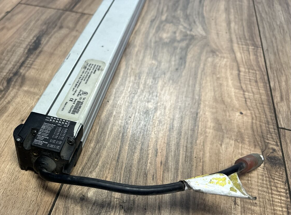 WINTRISS SHADOW 8 MAIN RECEIVER LIGHT CURTAIN 9685206 24VDC