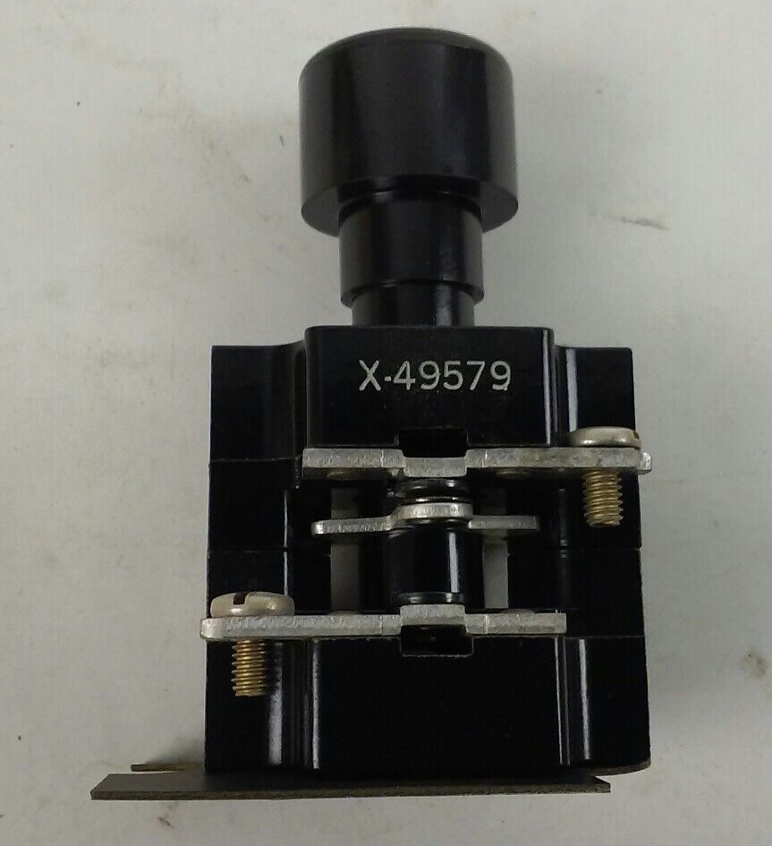 New Allen-Bradley 1NO 1NC Black Push Button Unit for Bulletin 800H, X-49579