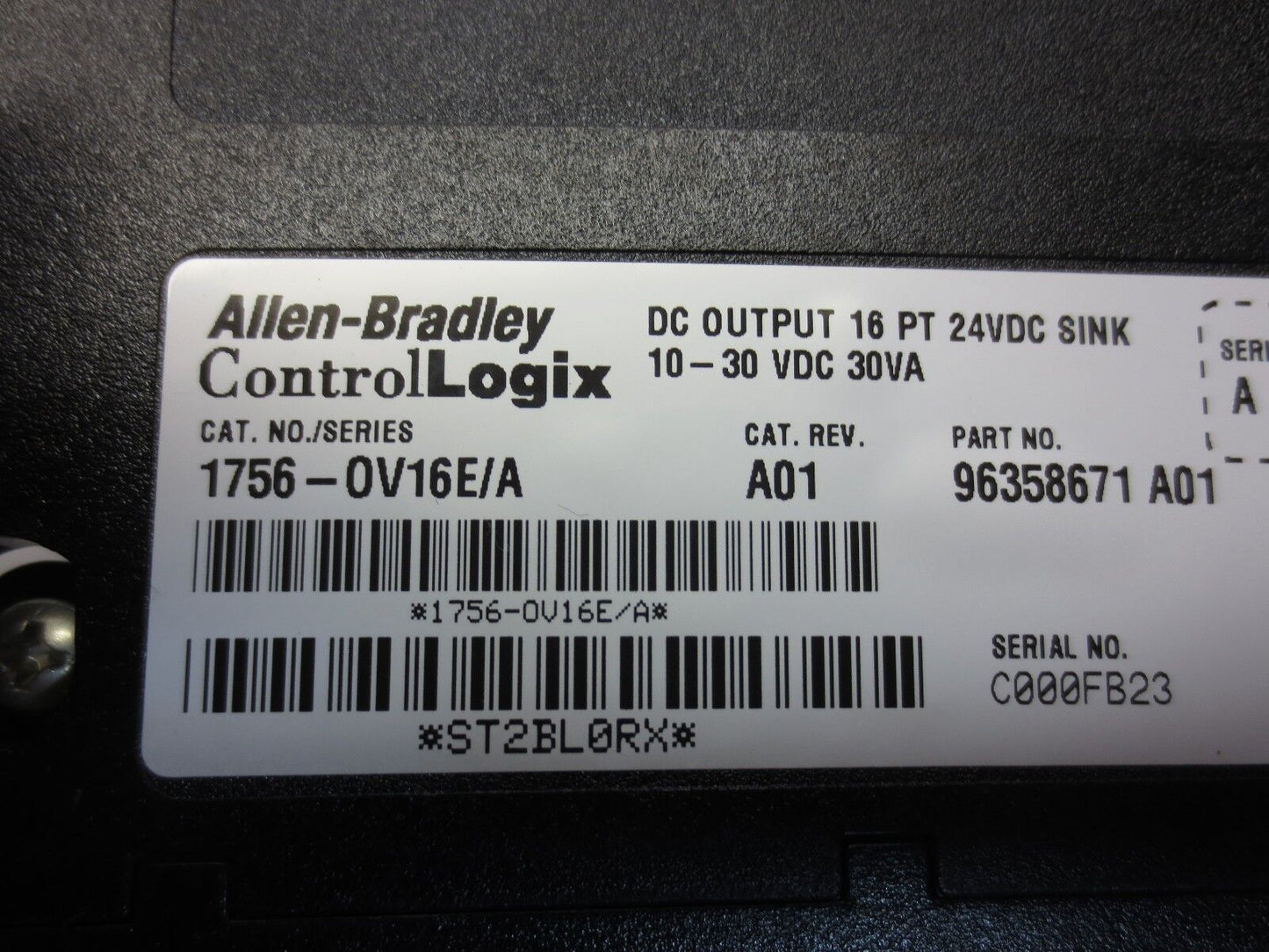 ALLEN-BRADLEY 1756-OV16E/A Ser. A CONTROLLOGIX DC OUTPUT16 PT24VDC SINK 10-30VDC