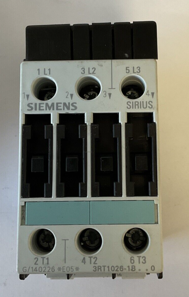SIEMENS 3RT1026-1B..0 CONTACTOR 35A 600VAC 50/60HZ
