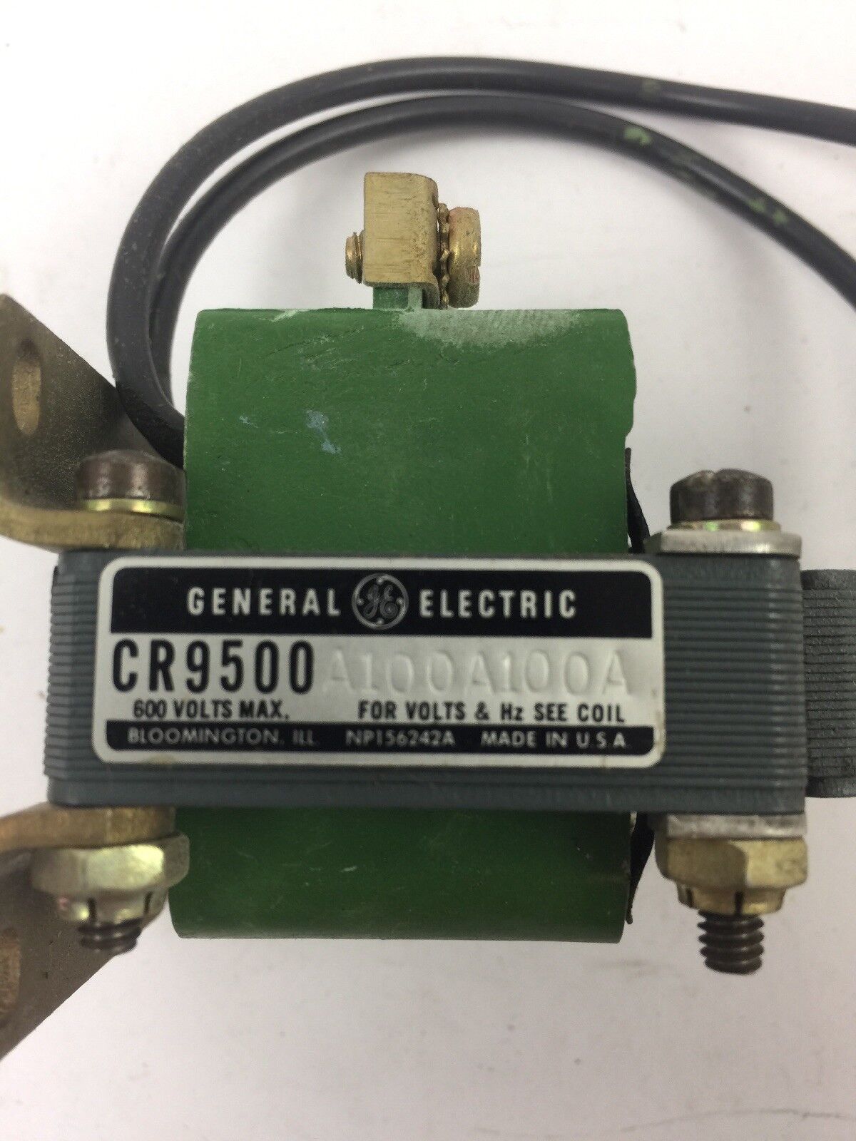 GE CR9500A100A100A SOLENOID 415V 50HZ PULL TYPE END MTG