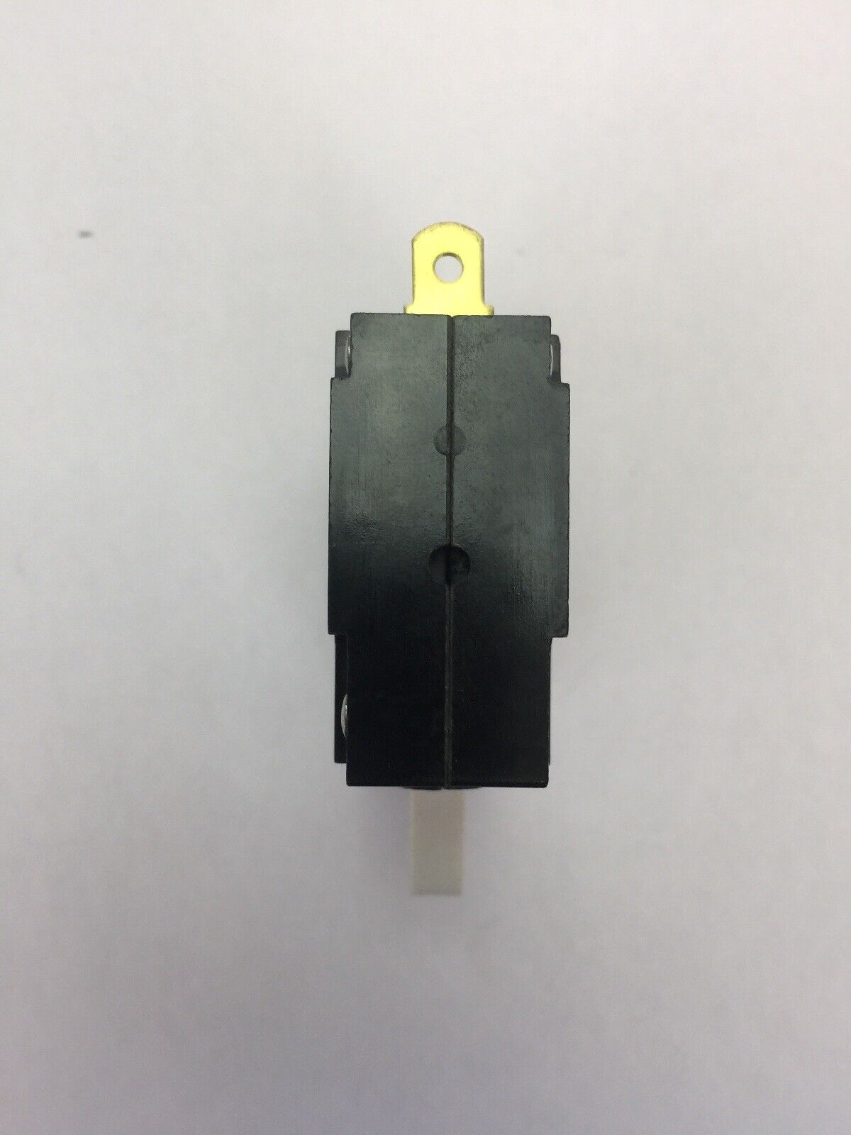 POTTER & BRUMFIELD W67X2Q1-2-2 CIRCUIT BREAKER 1 POLE 2A 250VAC 50/60HZ