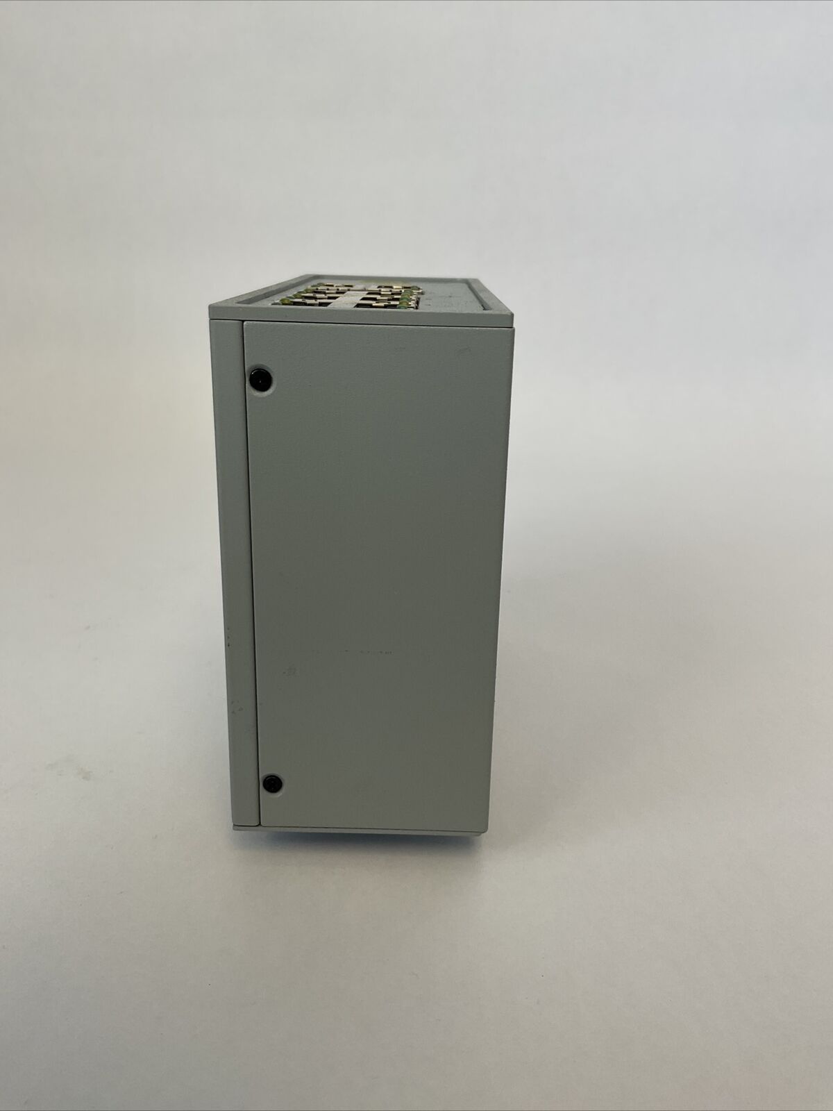 ALLEN BRADLEY 1783-US8T SER A DIR/VER 10000326813/00 UNMANAGED ETHERNET SWITCH