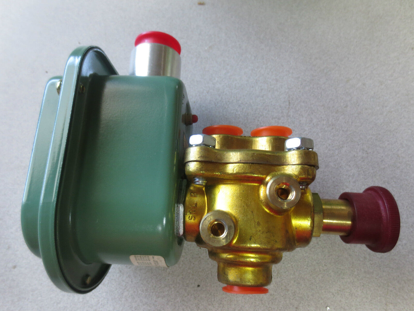 ASCO WPKB8342C3PMS SOLENOID VALVE 120/60, 20W, 3/8 PIPE, 3/16 ORIFICE 125psi NEW
