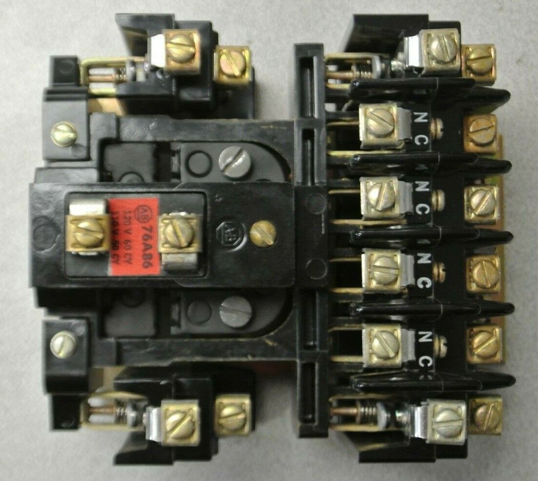 ALLEN-BRADLEY 700-BR440A1TYPE BR AC RELAY / 4 N.O., 4 N.C. / 120V / NEW SURPLUS