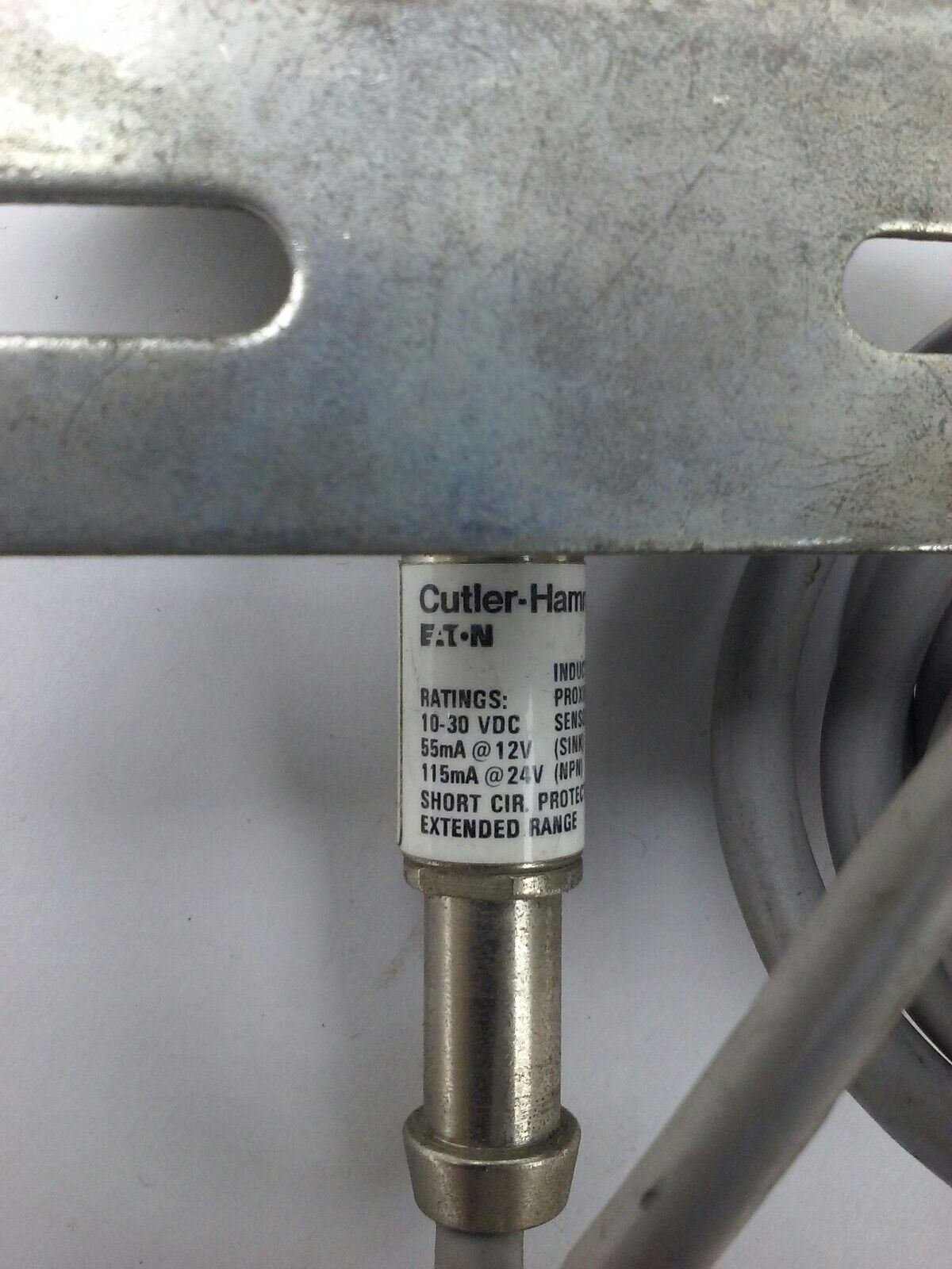 CUTLER HAMMER, E57MAL12T110E, SER.A1, INDUCTIVE PROXIMITY SENSOR, 10-30VDC, NEW