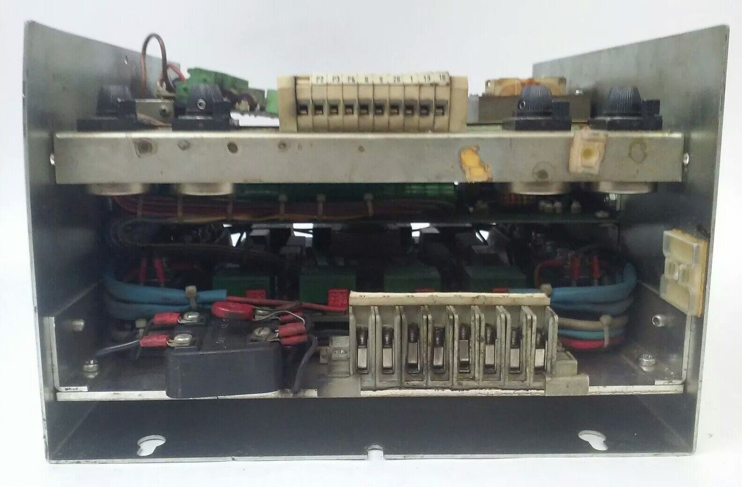 STYRKONSULT AB 40956-19 DC DRIVE MISSING PLASTIC LEG THAT HOLDS UP TOP BOARD